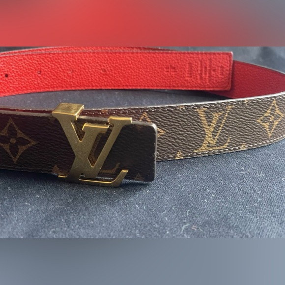 Louis Vuitton Monogram belt 34/85 length reversible to red leather! 30mm wide - Picture 1 of 3